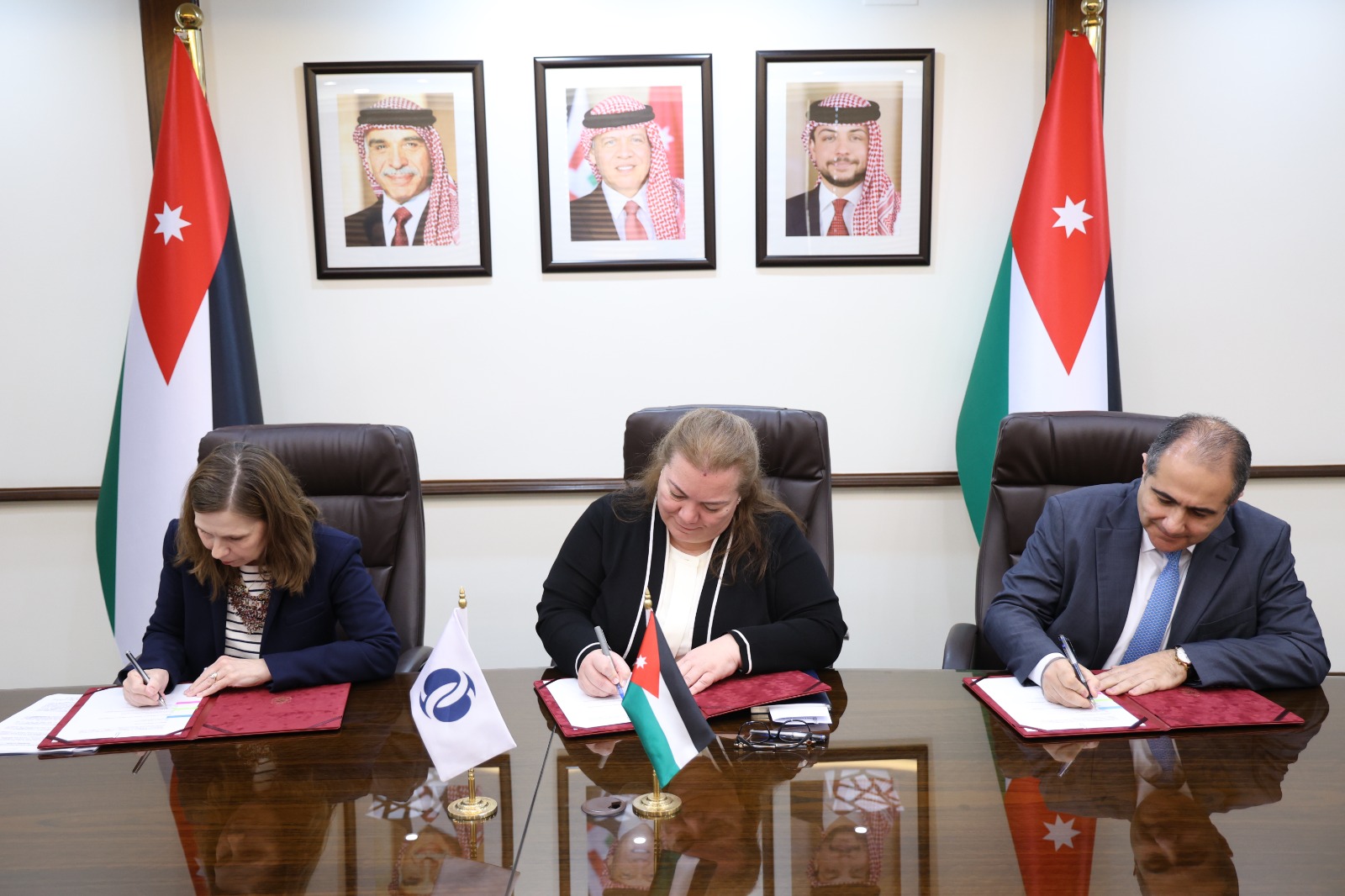 3619f572-4b66-4292-806e-75cd5cb6b0d8